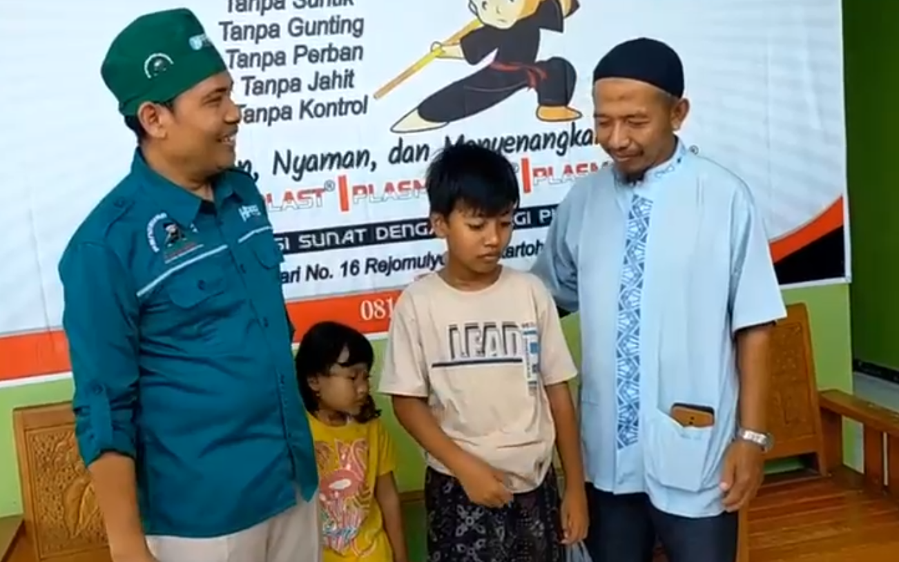 Liburan! Sunat Madiun Modern Rumah Sunat Kaji Bani 08123409030